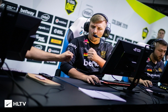 iG战队不敌T1 创造英雄联盟S15历史新篇